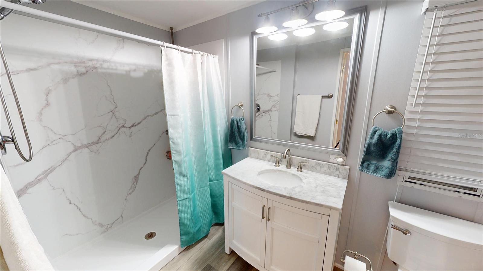 Listing photo id 18 for 10100 Burnt Store Road 123