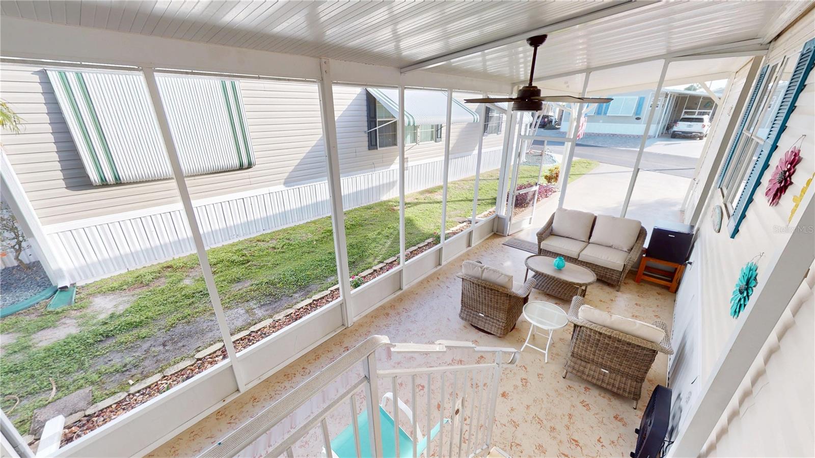 Listing photo id 5 for 10100 Burnt Store Road 123