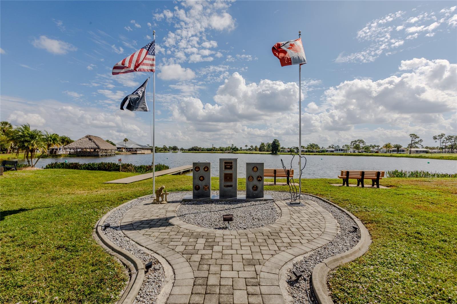 Image 46 of 72 For 2100 Kings Highway Crescent 693