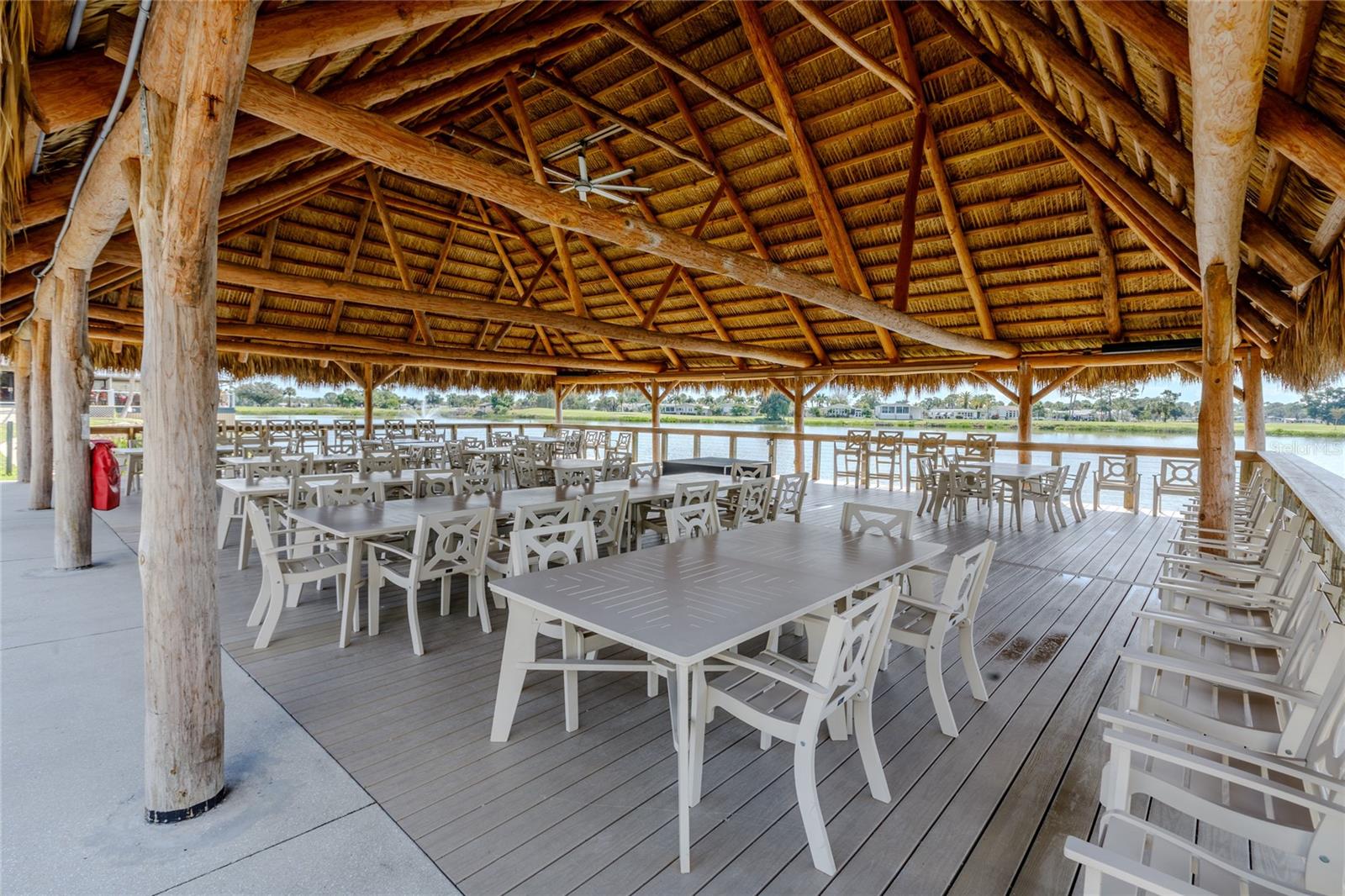 Image 54 of 72 For 2100 Kings Highway Crescent 693