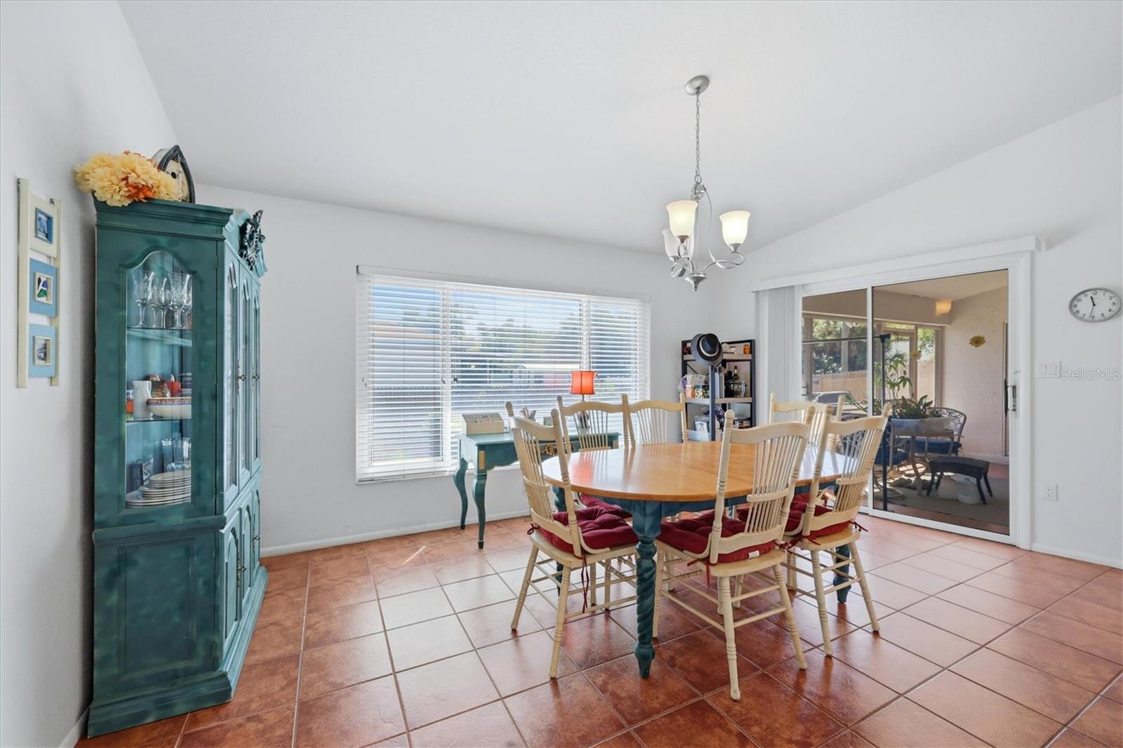 Image 18 of 45 For 2084 Leisure Street