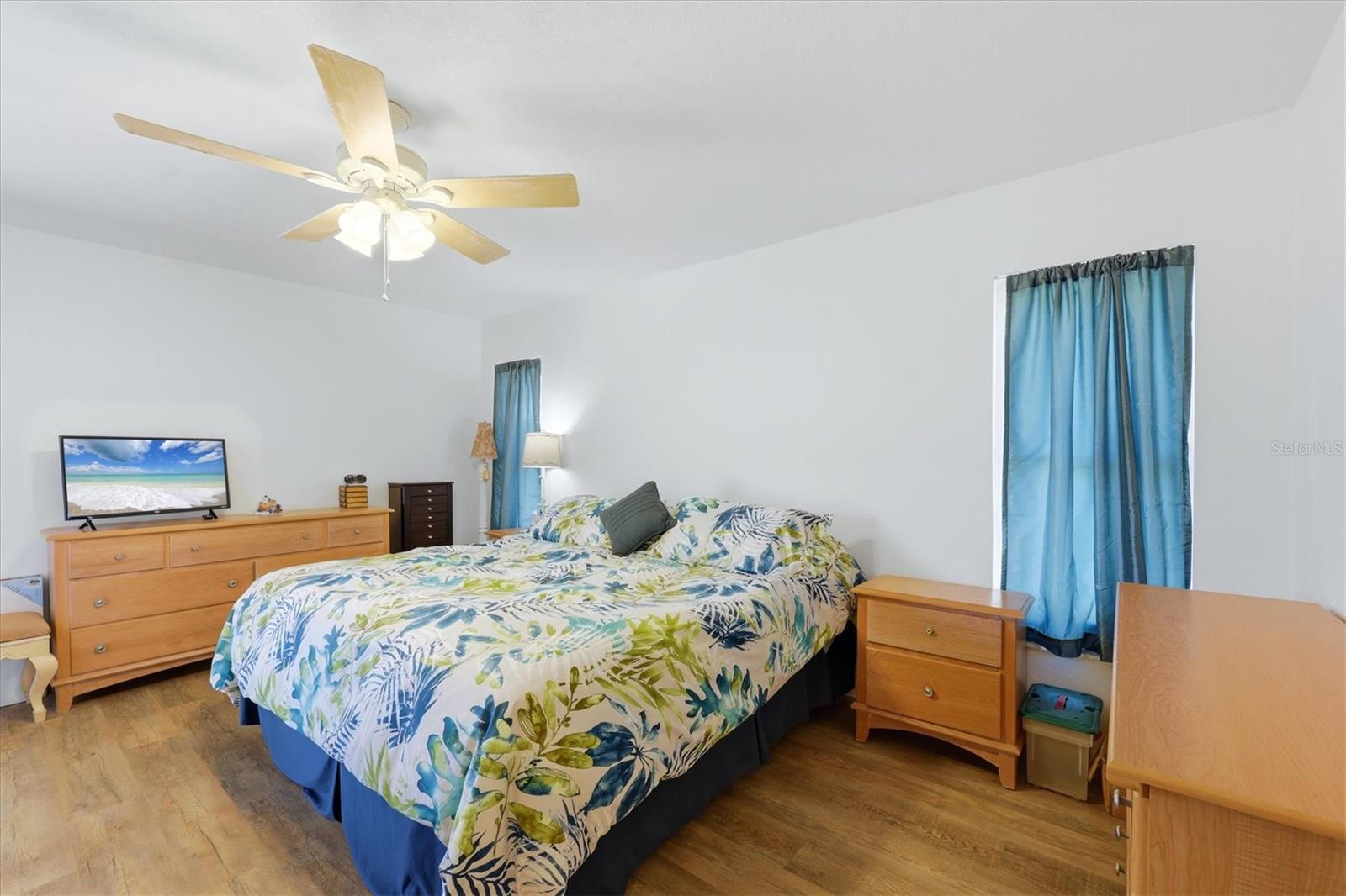 Image 19 of 45 For 2084 Leisure Street