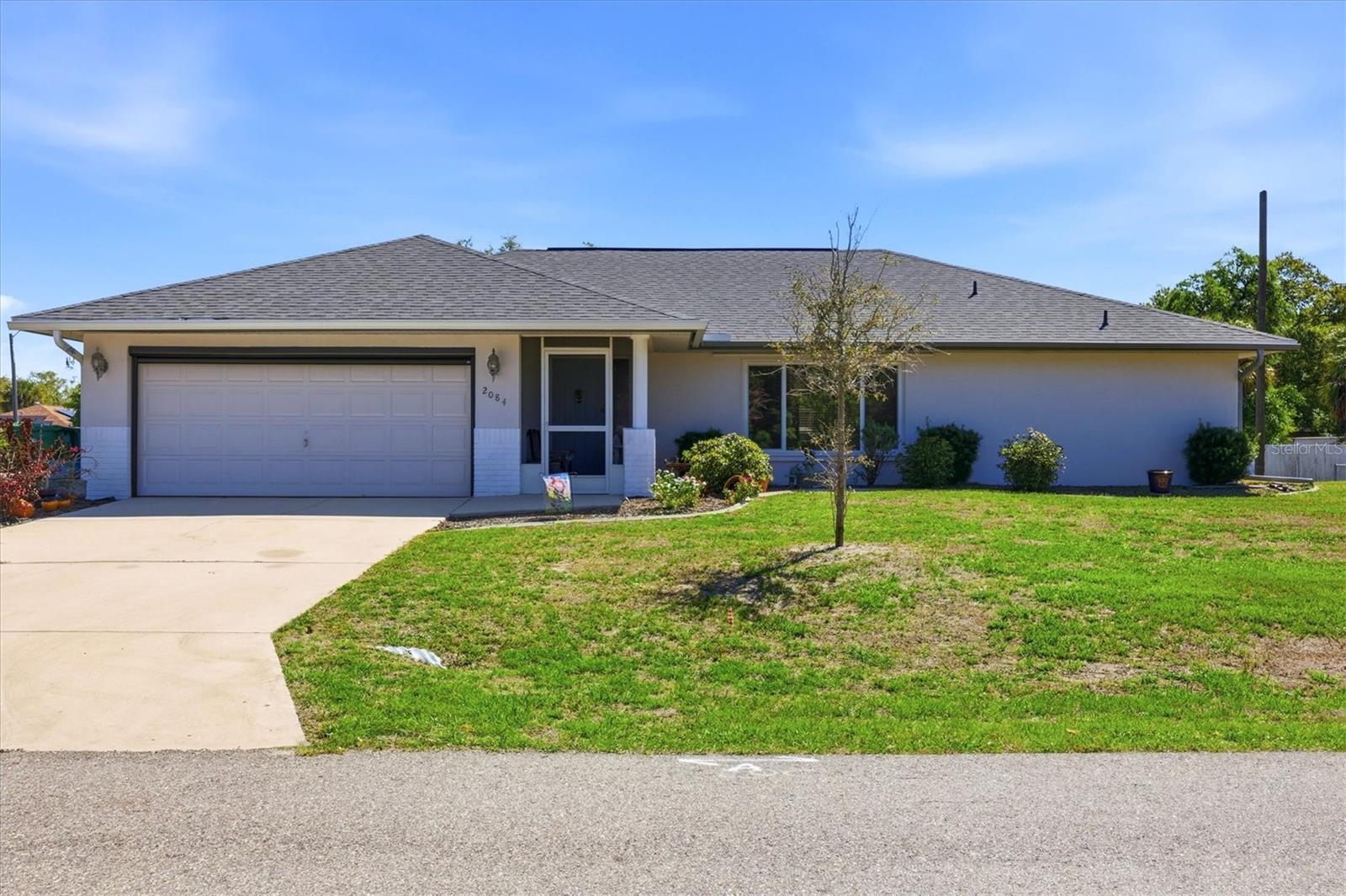 Image 2 of 45 For 2084 Leisure Street