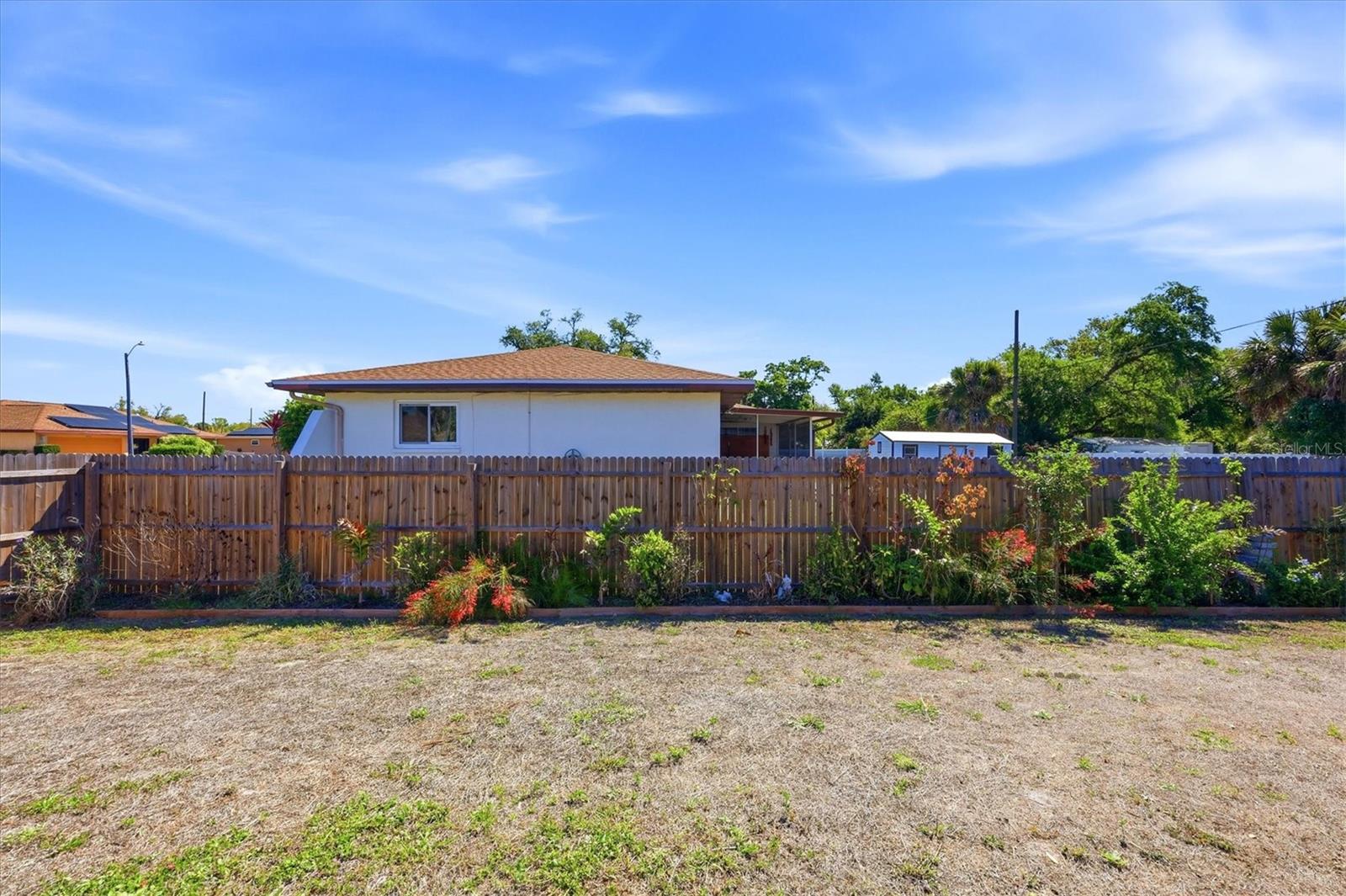 Image 31 of 45 For 2084 Leisure Street
