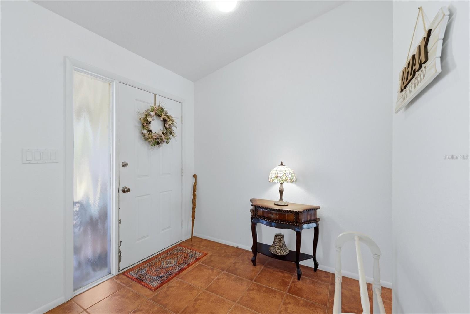 Image 6 of 45 For 2084 Leisure Street