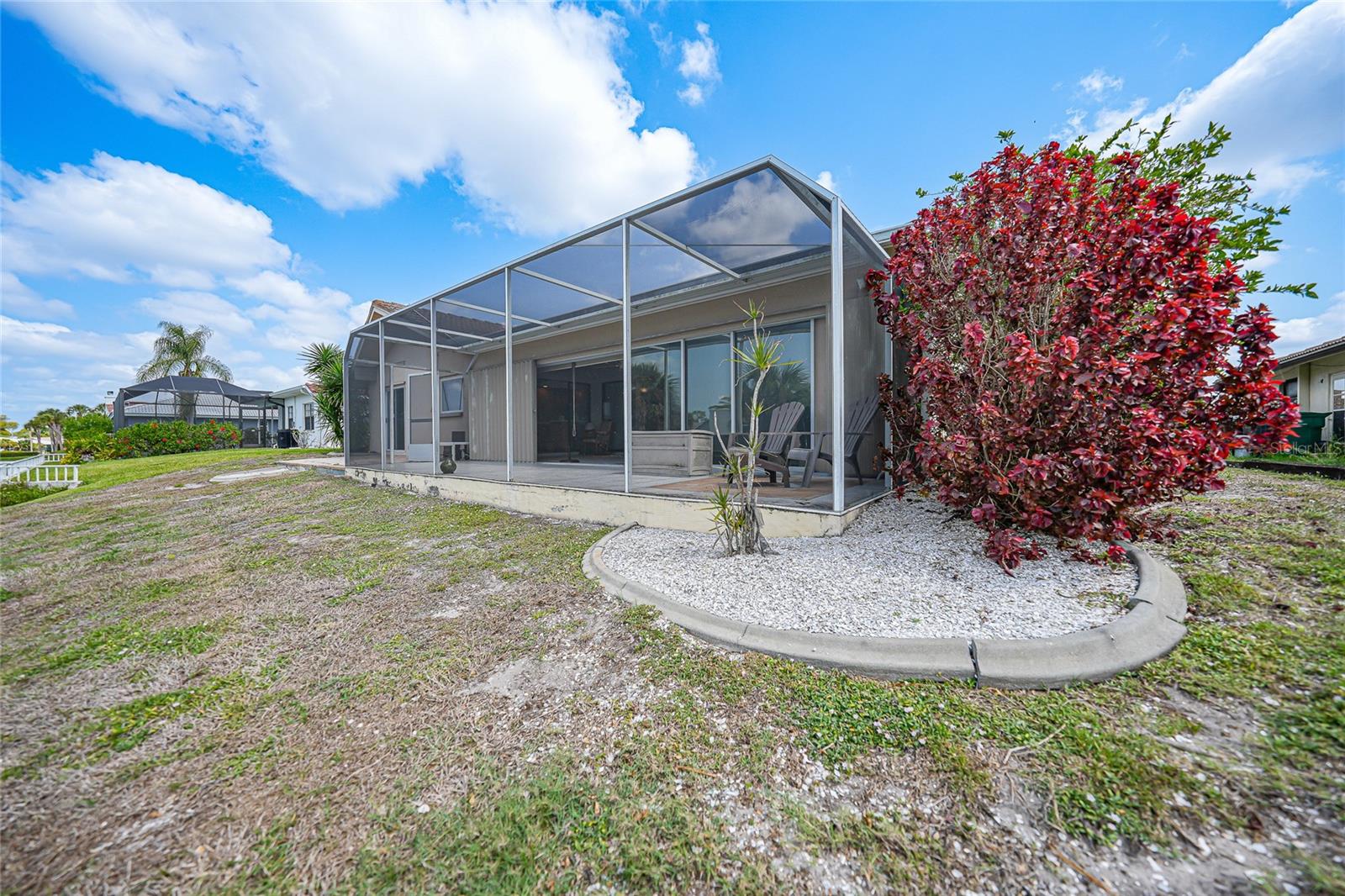 Image 27 of 36 For 76 Windsor Drive