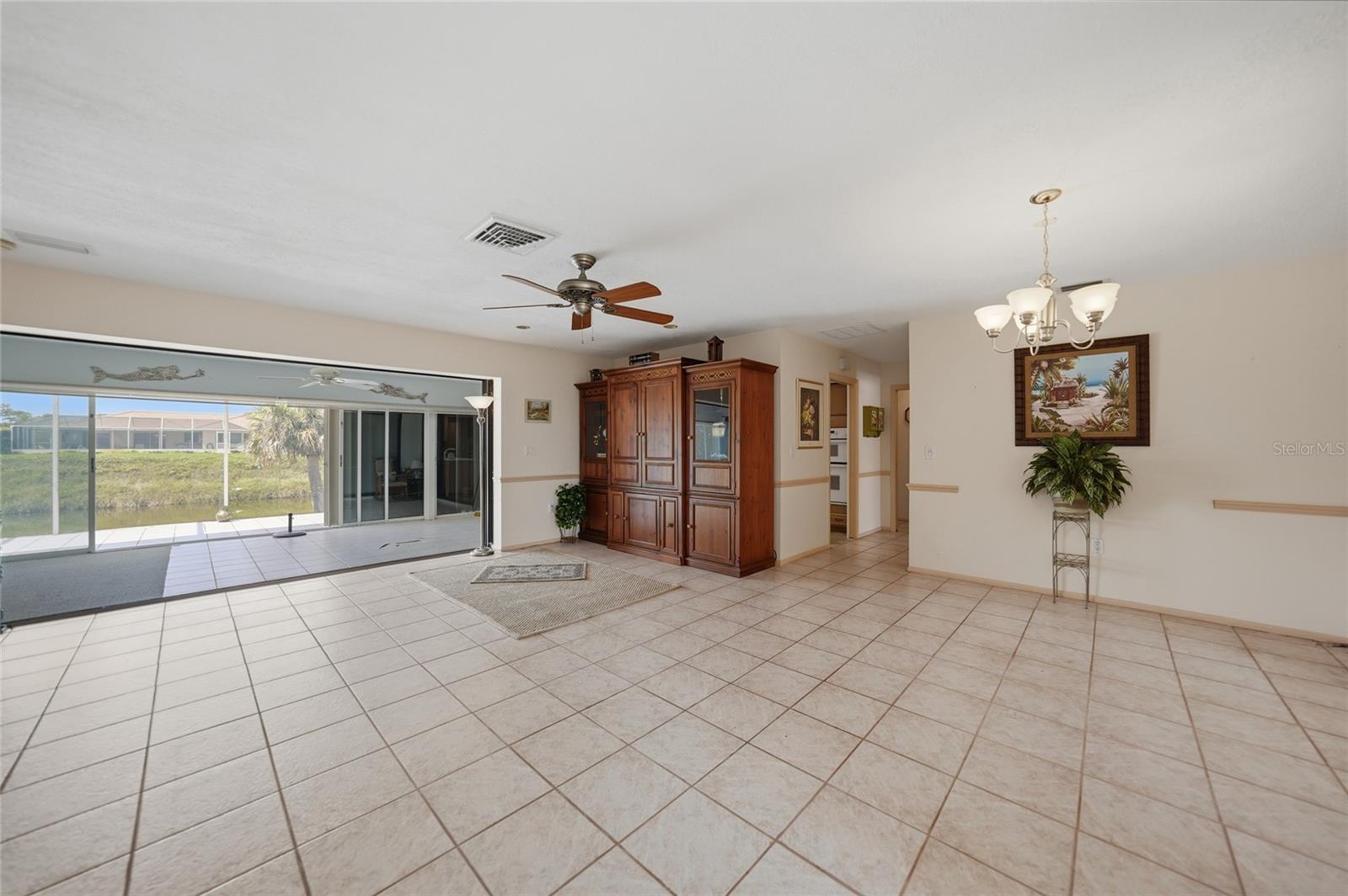 Image 4 of 36 For 76 Windsor Drive