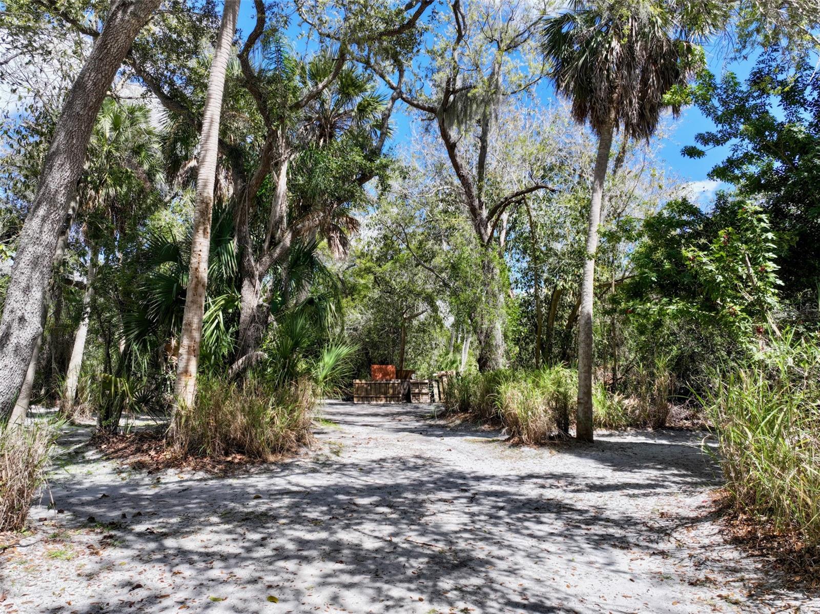 Image 17 of 26 For 22901 Bayshore Road