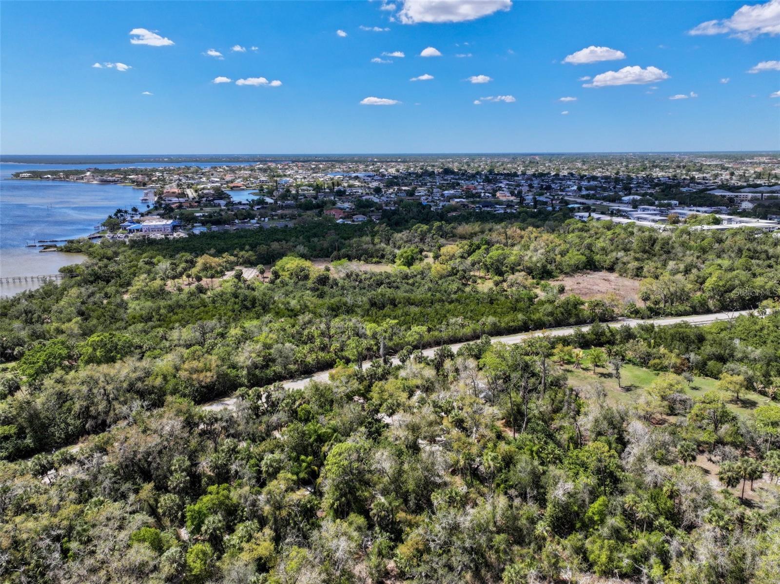 Image 7 of 26 For 22901 Bayshore Road