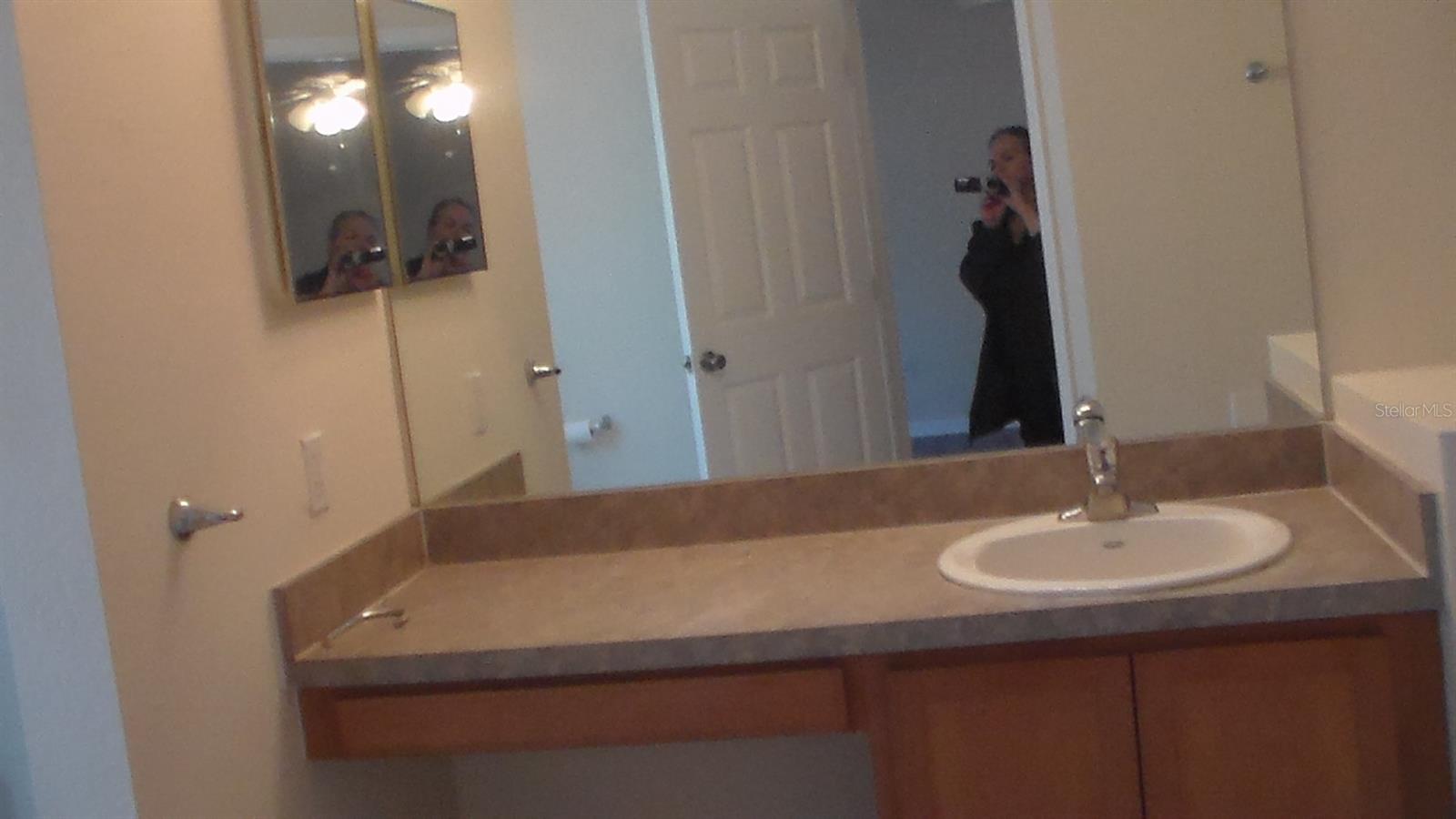 Image 29 of 40 For 1744 Ripley St Street