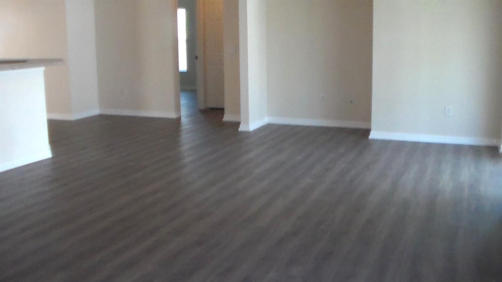 Image 32 of 40 For 1744 Ripley St Street