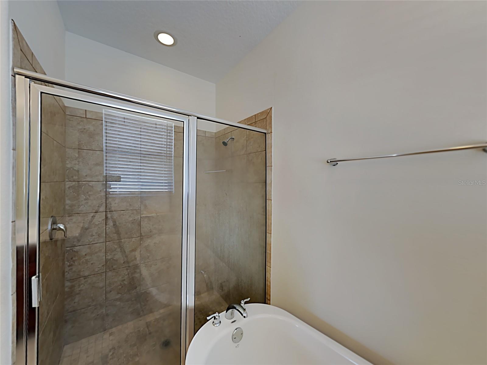 Image 17 of 26 For 3223 Olivia Breeze Drive