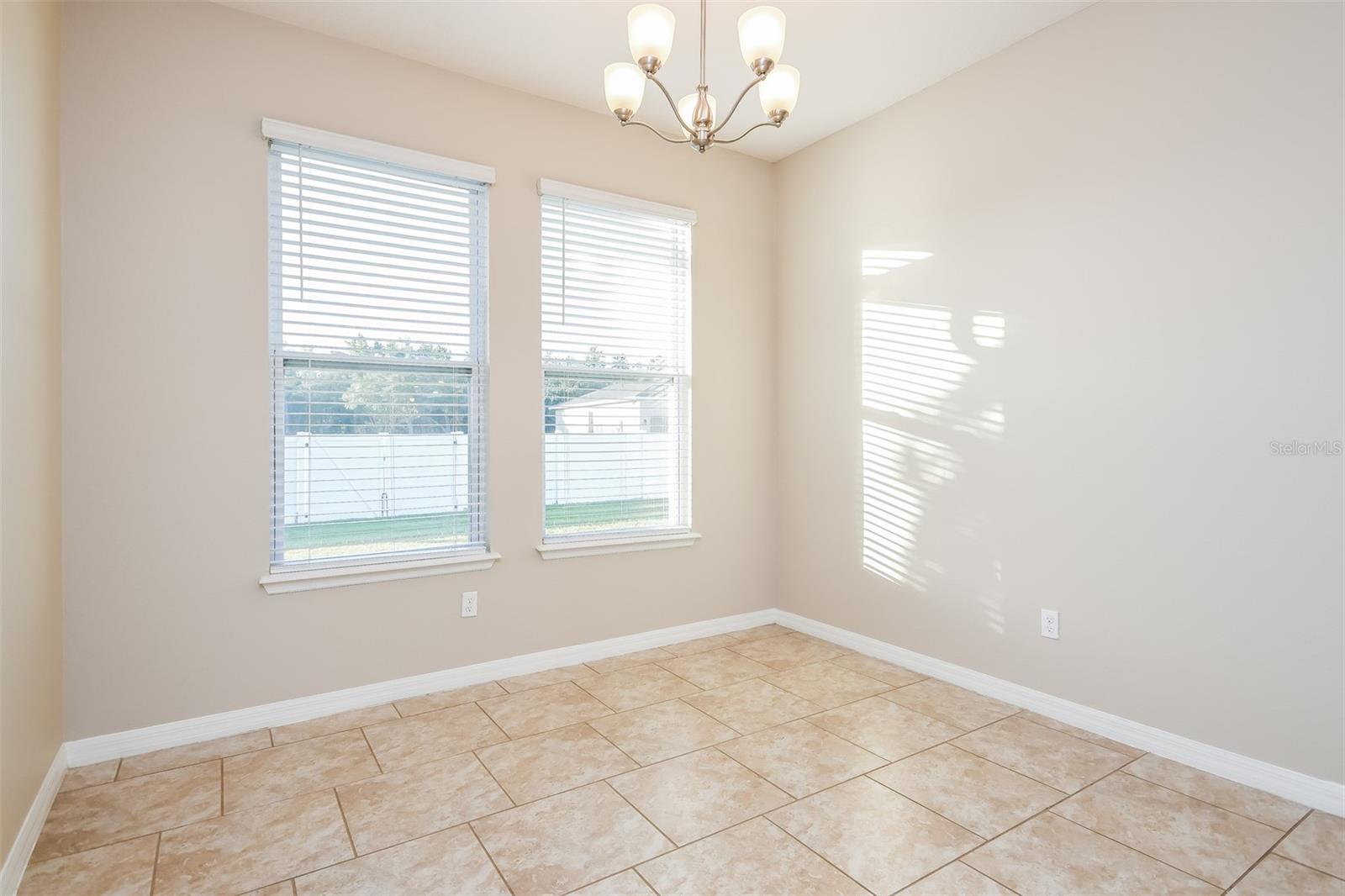 Image 4 of 26 For 3223 Olivia Breeze Drive