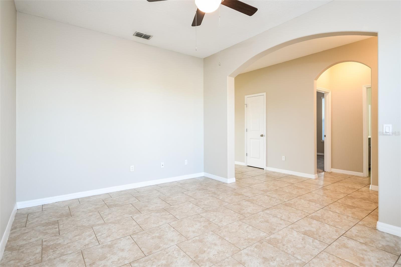 Image 7 of 26 For 3223 Olivia Breeze Drive