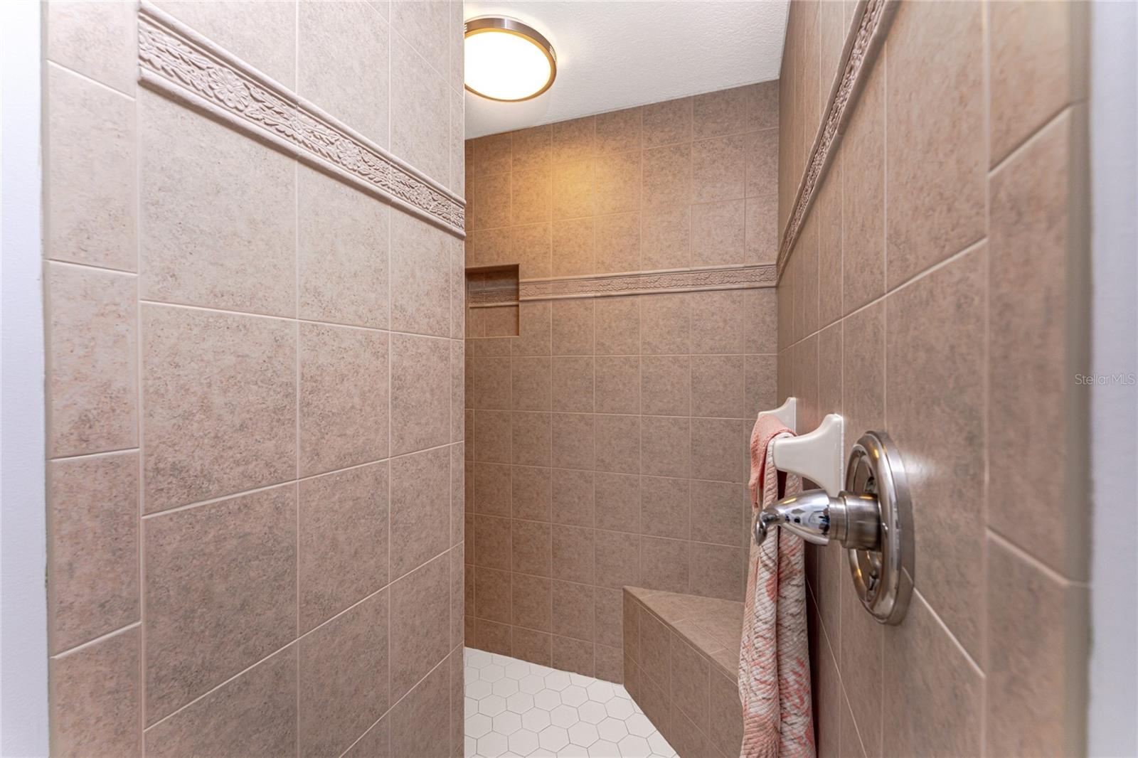 Image 29 of 59 For 16237 Cape Horn Boulevard