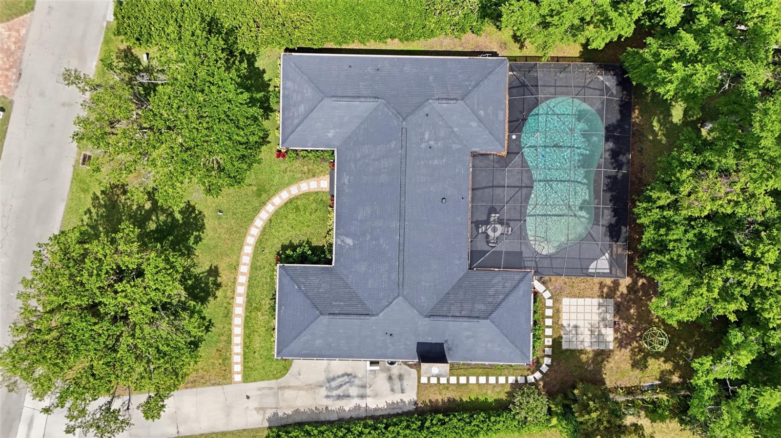 Image 47 of 50 For 3931 Riverside Drive