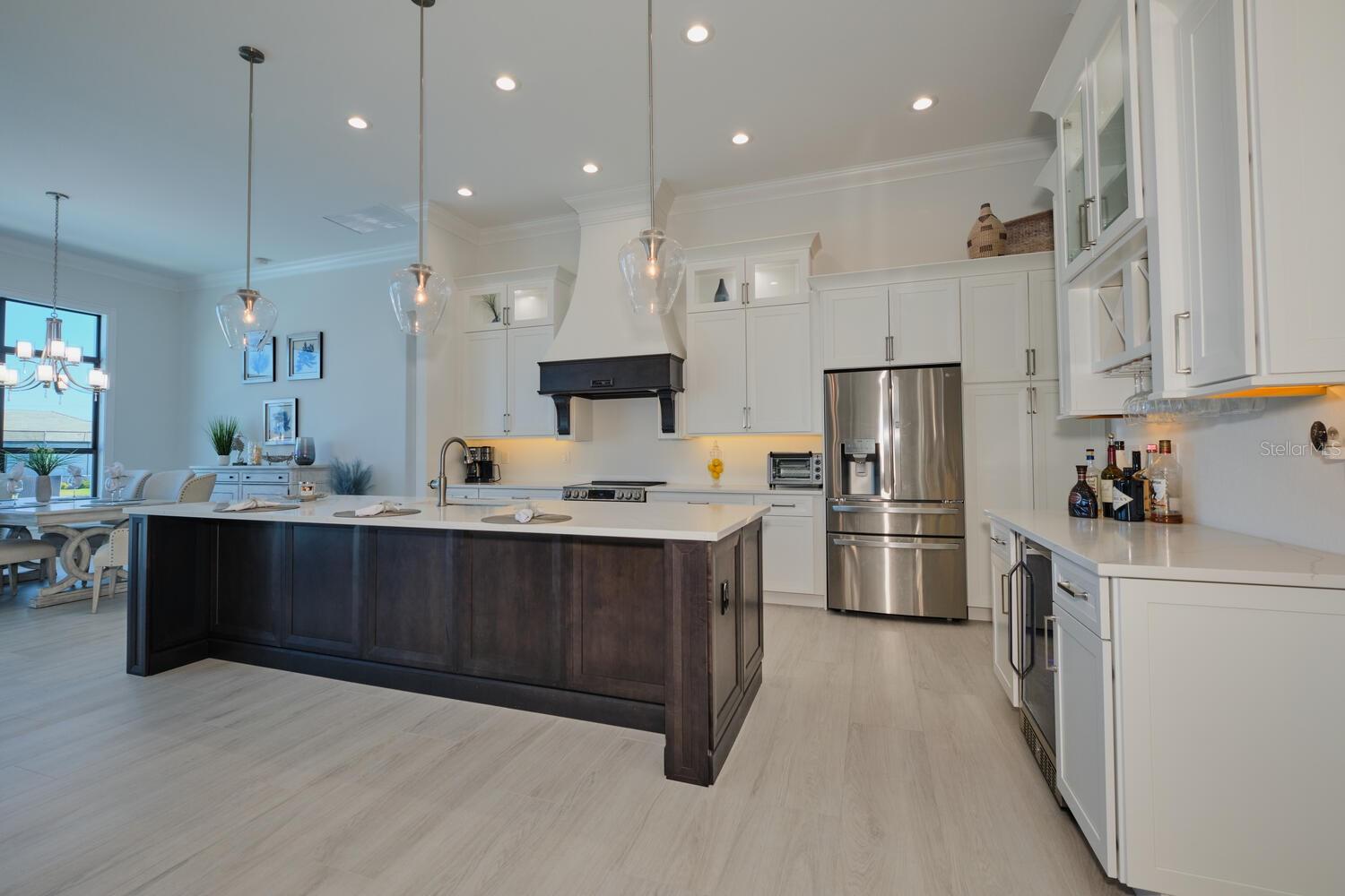 Image 7 of 17 For 2203 52nd Street