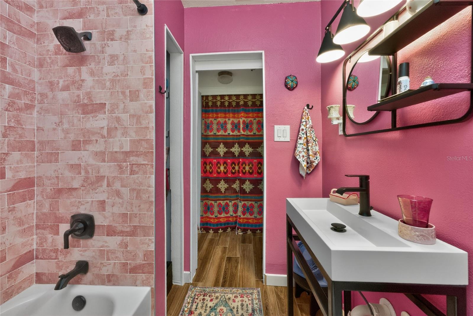 Image 30 of 52 For 312 Mcgregor Street