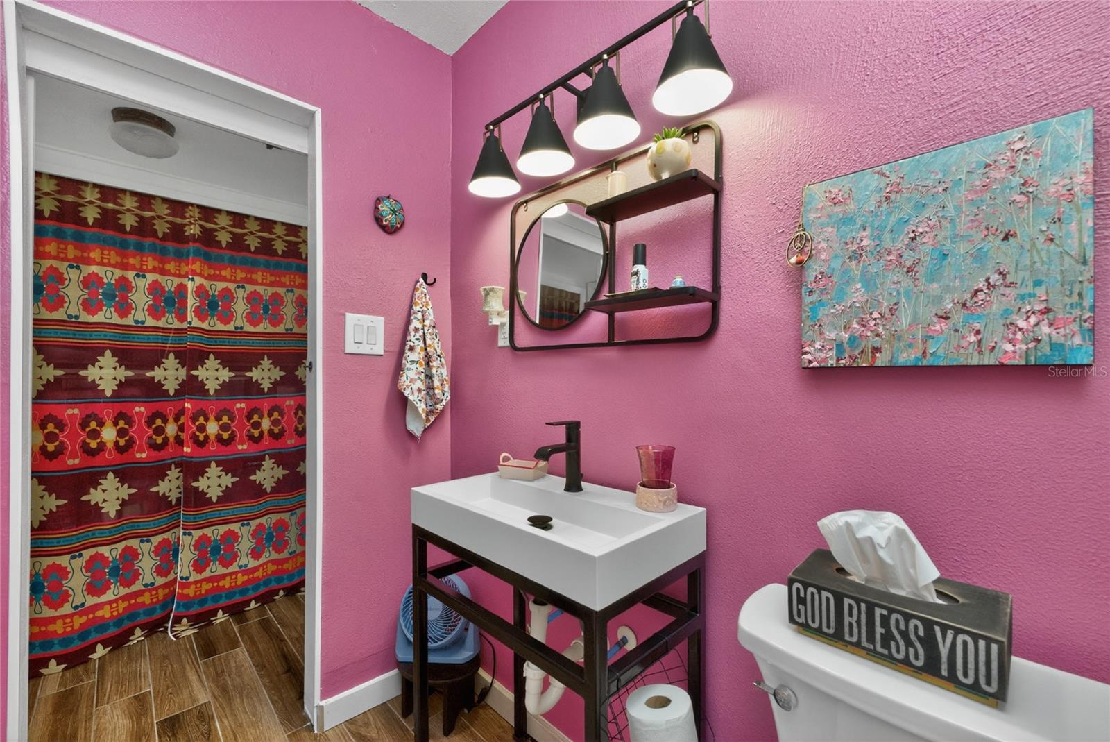 Image 31 of 52 For 312 Mcgregor Street