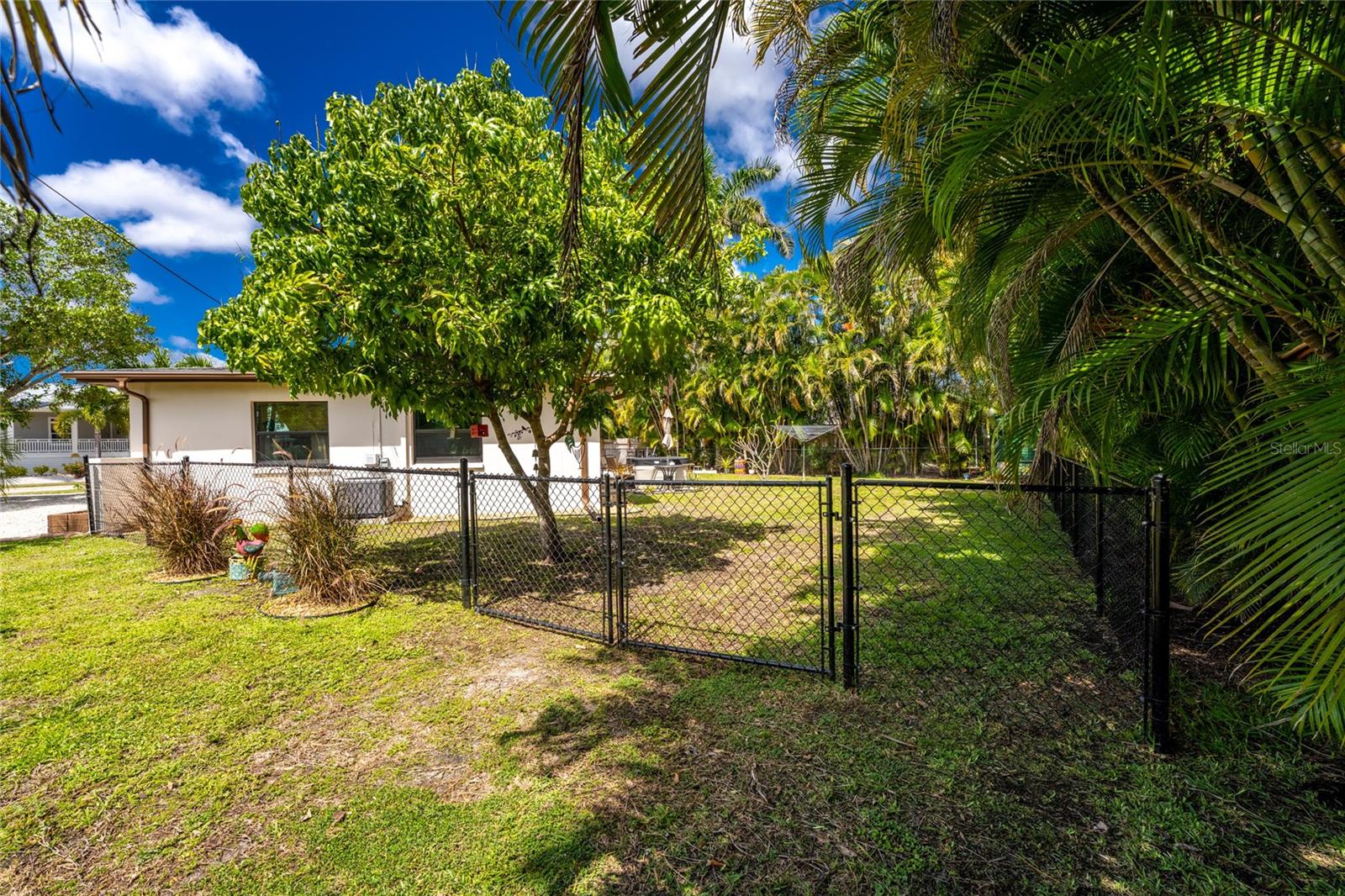 Image 40 of 52 For 312 Mcgregor Street