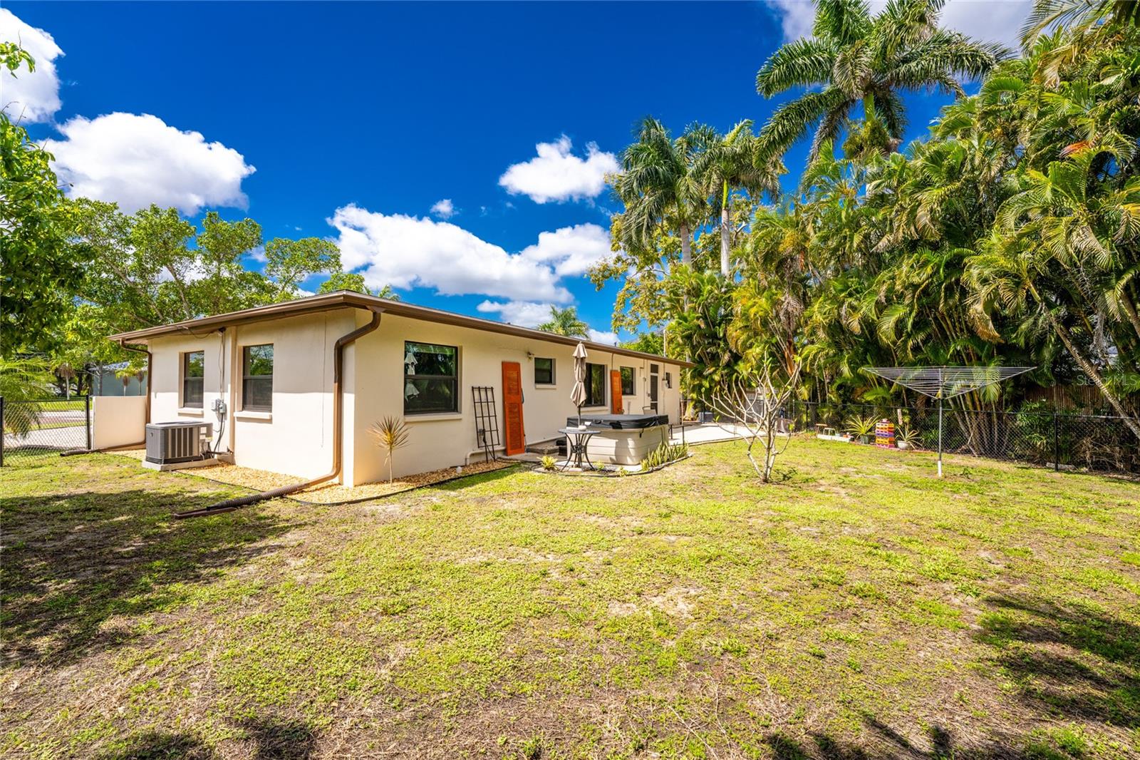 Image 43 of 52 For 312 Mcgregor Street