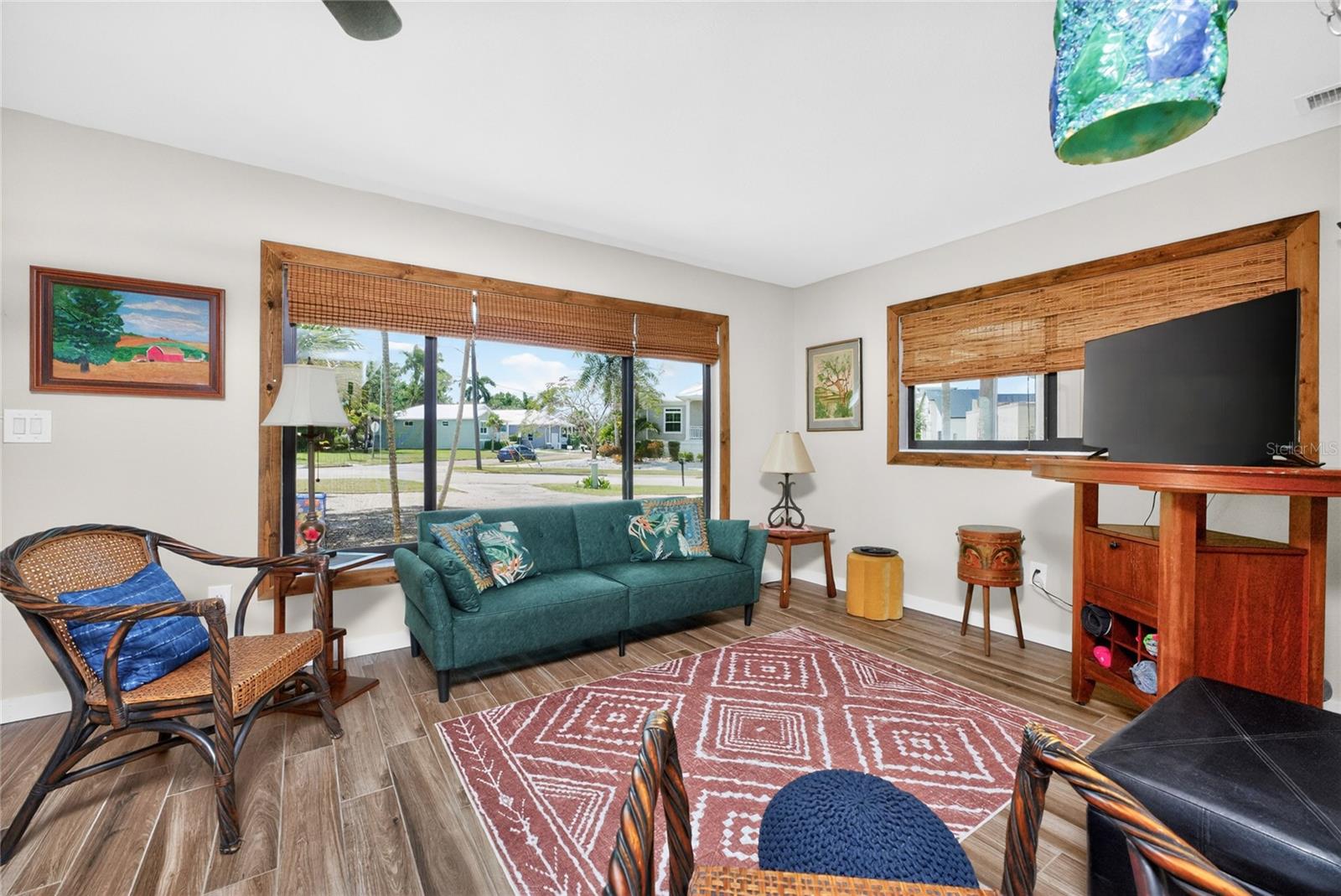 Image 8 of 52 For 312 Mcgregor Street