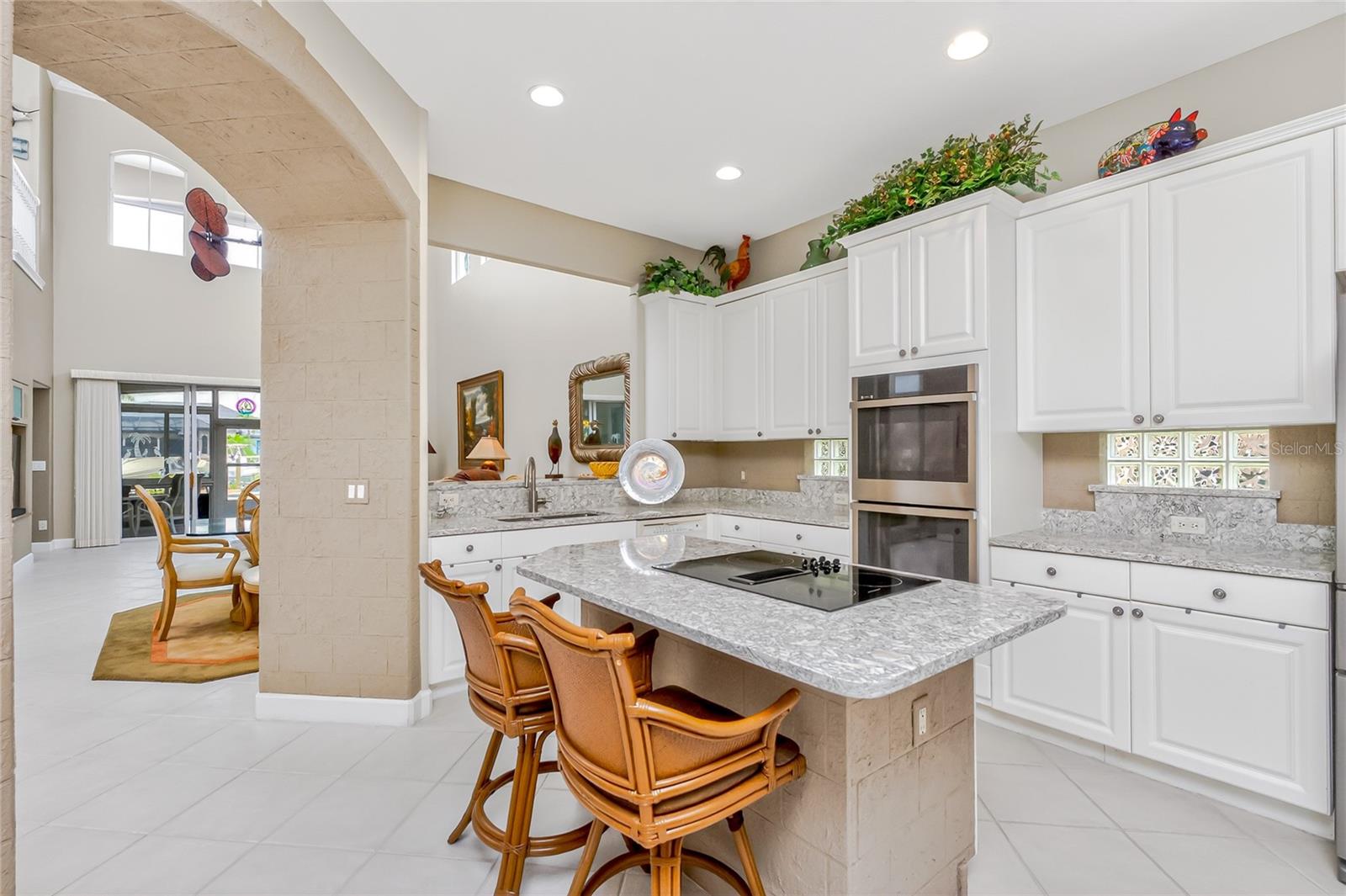 Image 14 of 64 For 3337 Sunset Key Circle