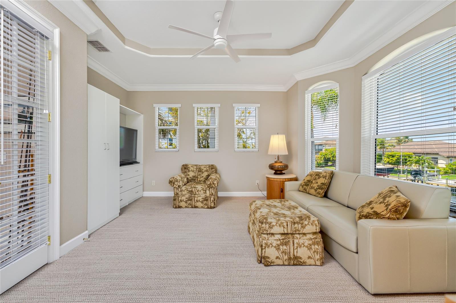 Image 26 of 64 For 3337 Sunset Key Circle