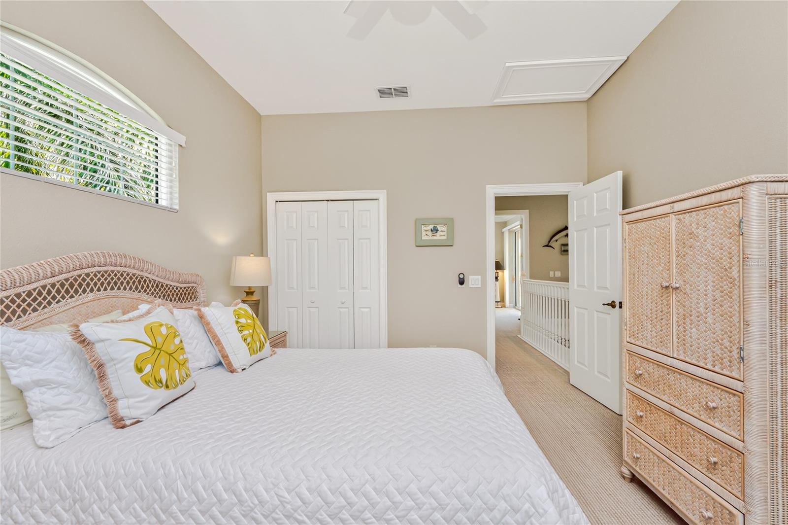 Image 34 of 64 For 3337 Sunset Key Circle