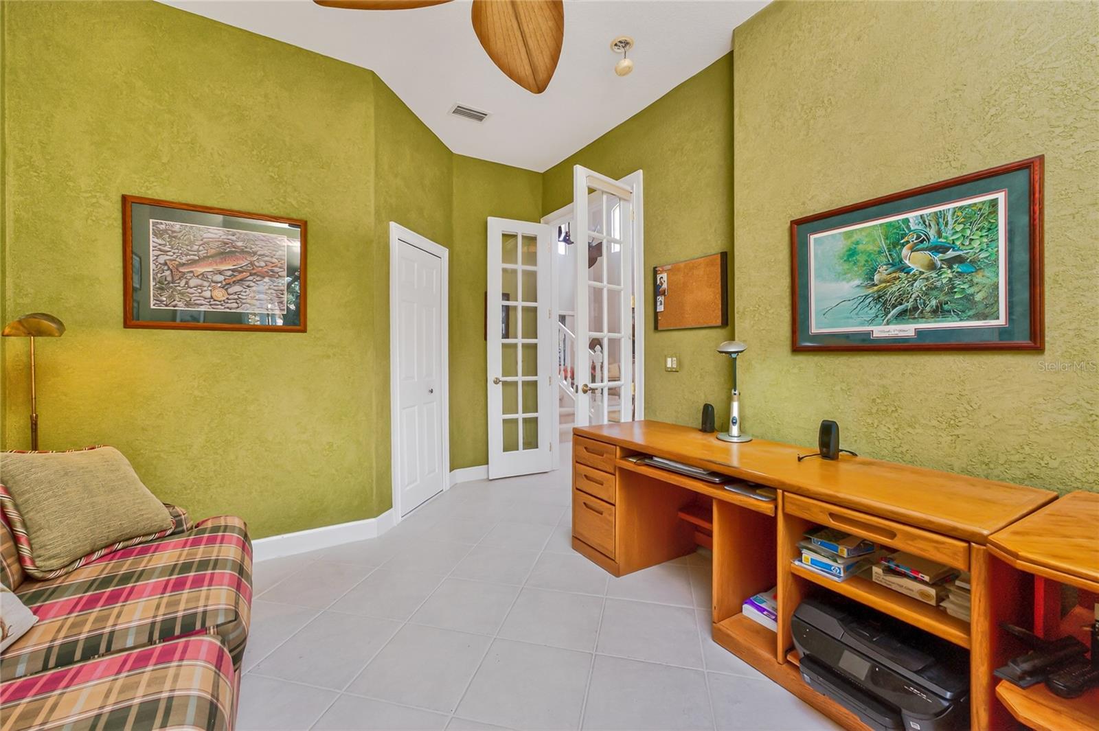 Image 39 of 64 For 3337 Sunset Key Circle