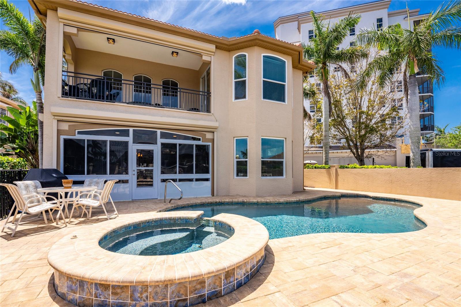 Image 46 of 64 For 3337 Sunset Key Circle