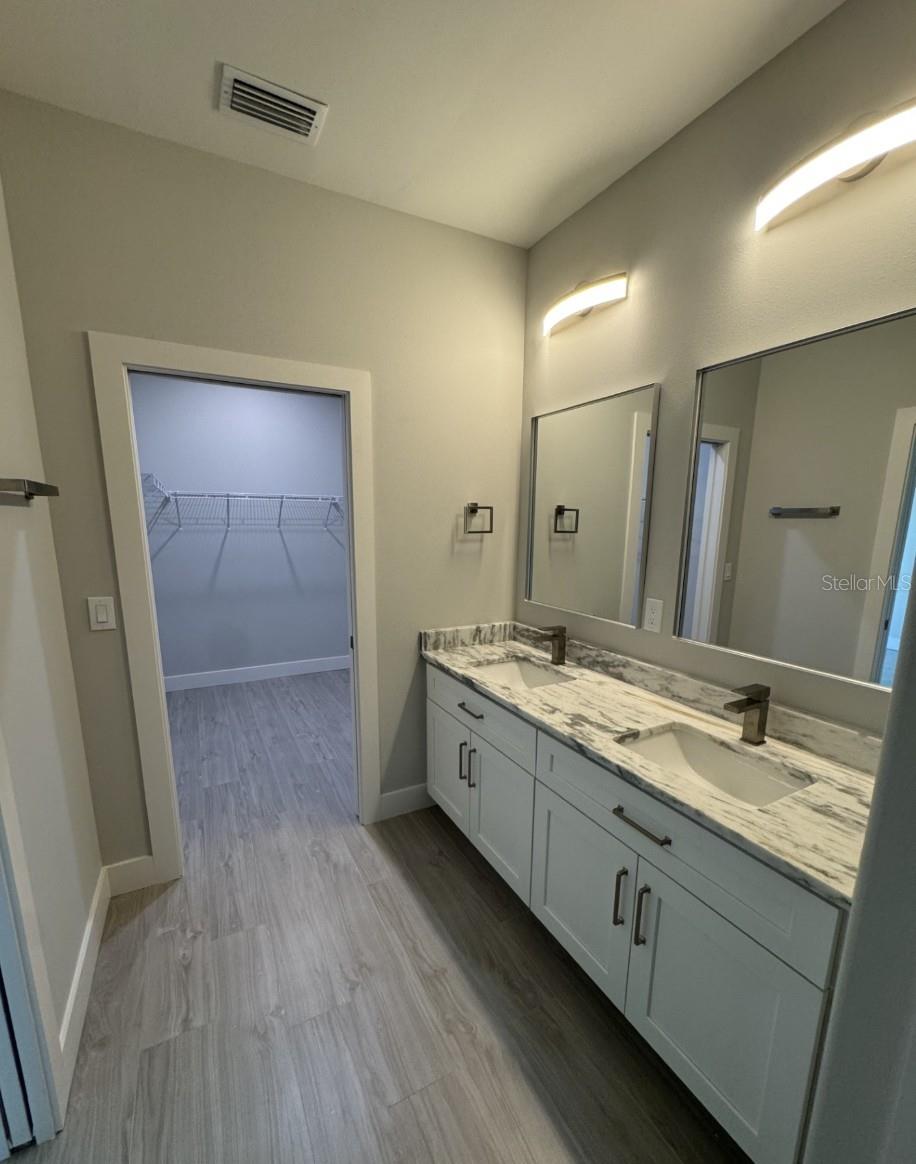 Image 12 of 29 For 342 Kindred Boulevard