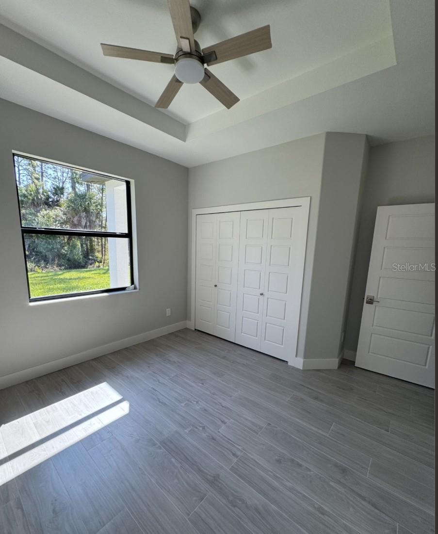 Image 19 of 29 For 342 Kindred Boulevard