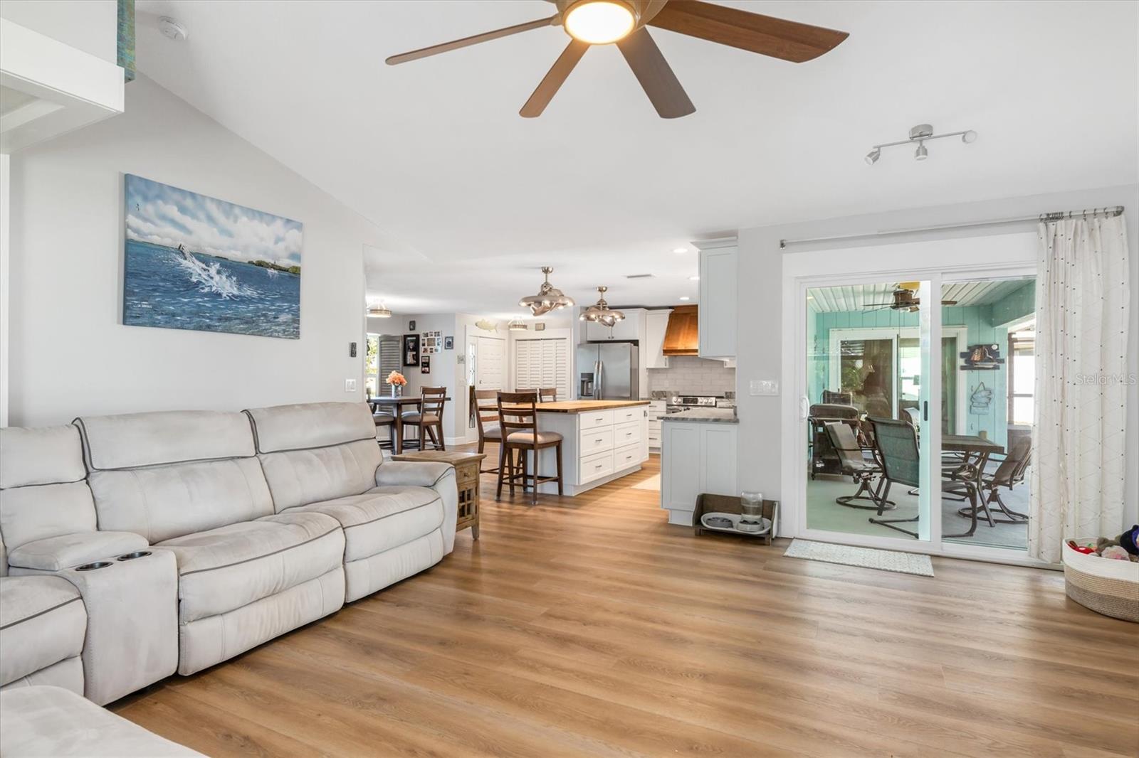 Image 10 of 51 For 10104 Rafferty Avenue