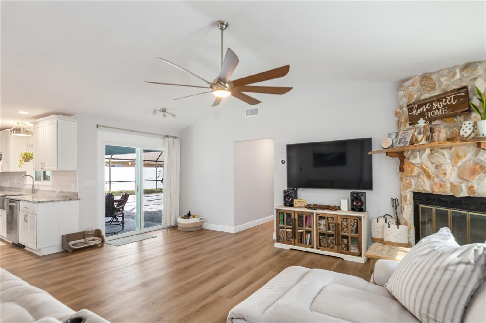 Image 13 of 51 For 10104 Rafferty Avenue