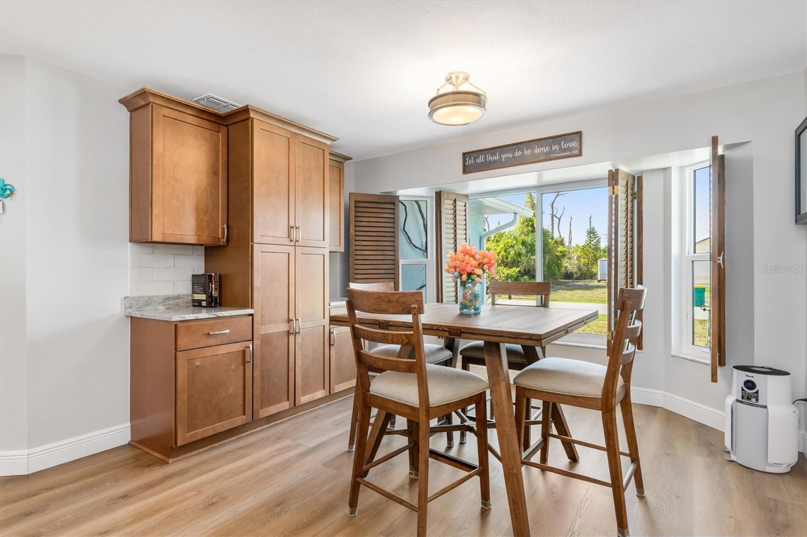 Image 20 of 51 For 10104 Rafferty Avenue