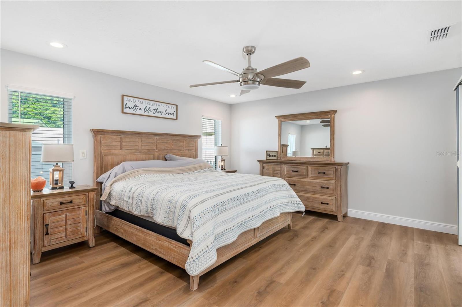 Image 22 of 51 For 10104 Rafferty Avenue