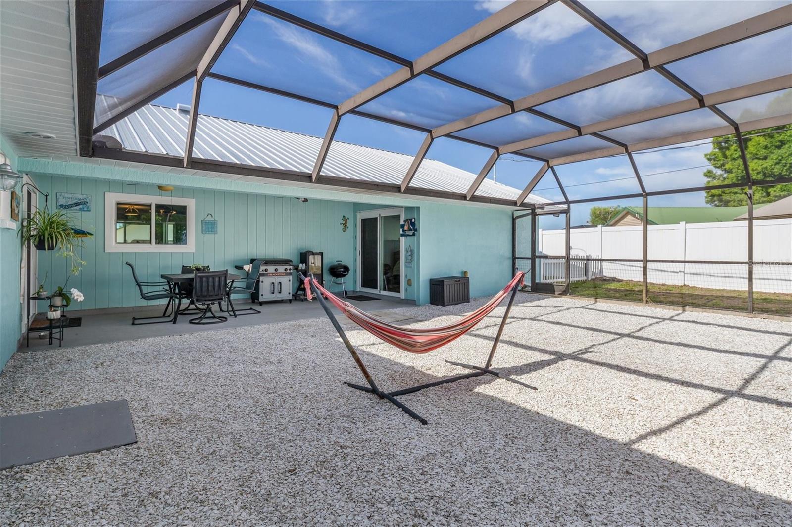 Image 34 of 51 For 10104 Rafferty Avenue