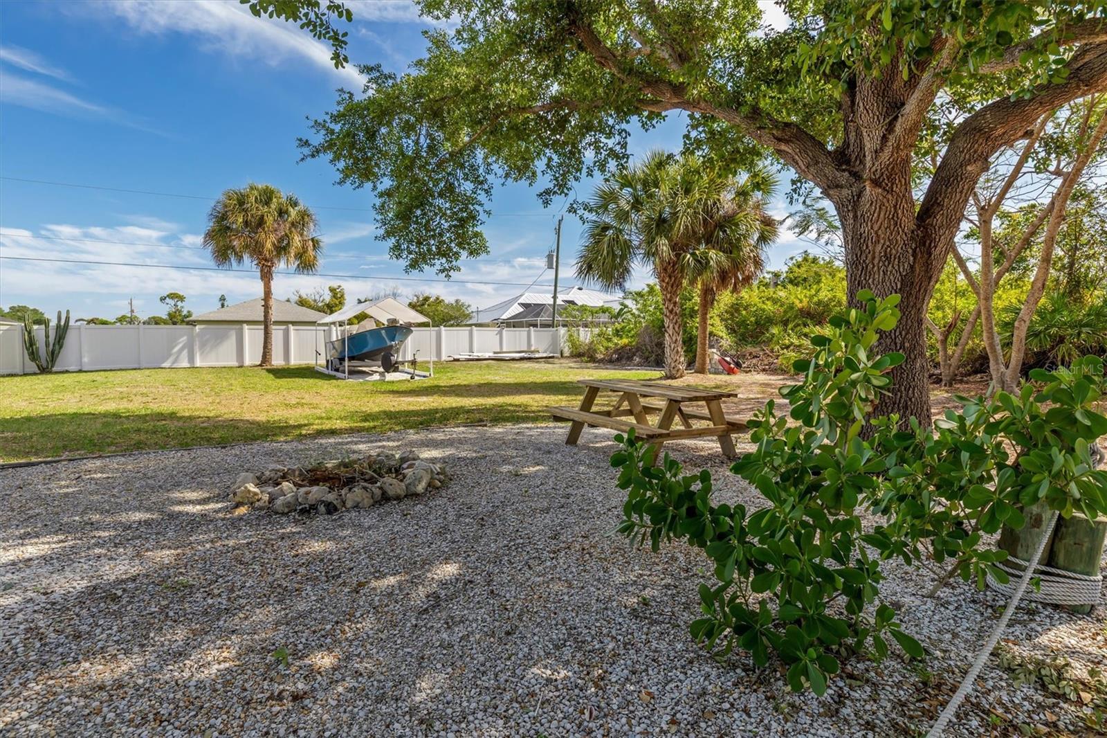 Image 40 of 51 For 10104 Rafferty Avenue