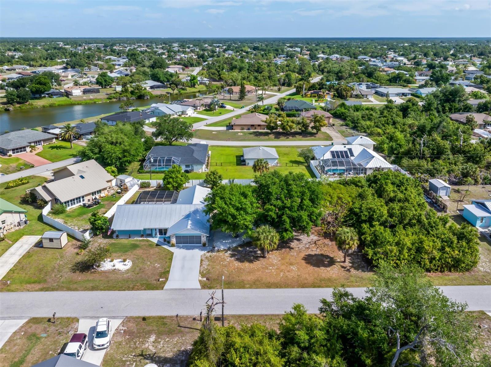 Image 42 of 51 For 10104 Rafferty Avenue