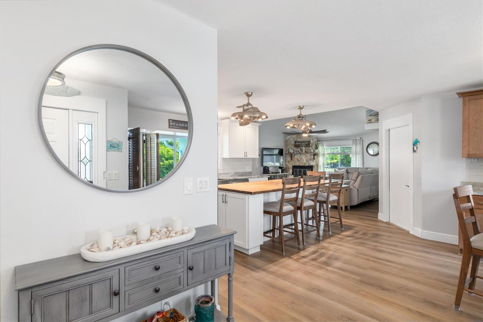 Image 6 of 51 For 10104 Rafferty Avenue