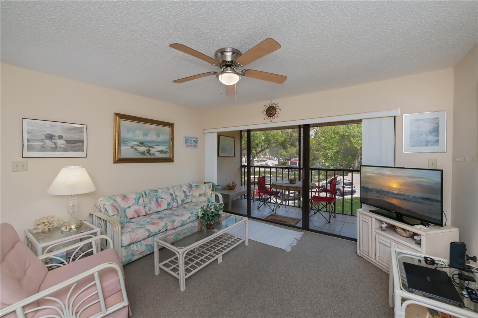 Image 16 of 47 For 19505 Quesada Avenue O207