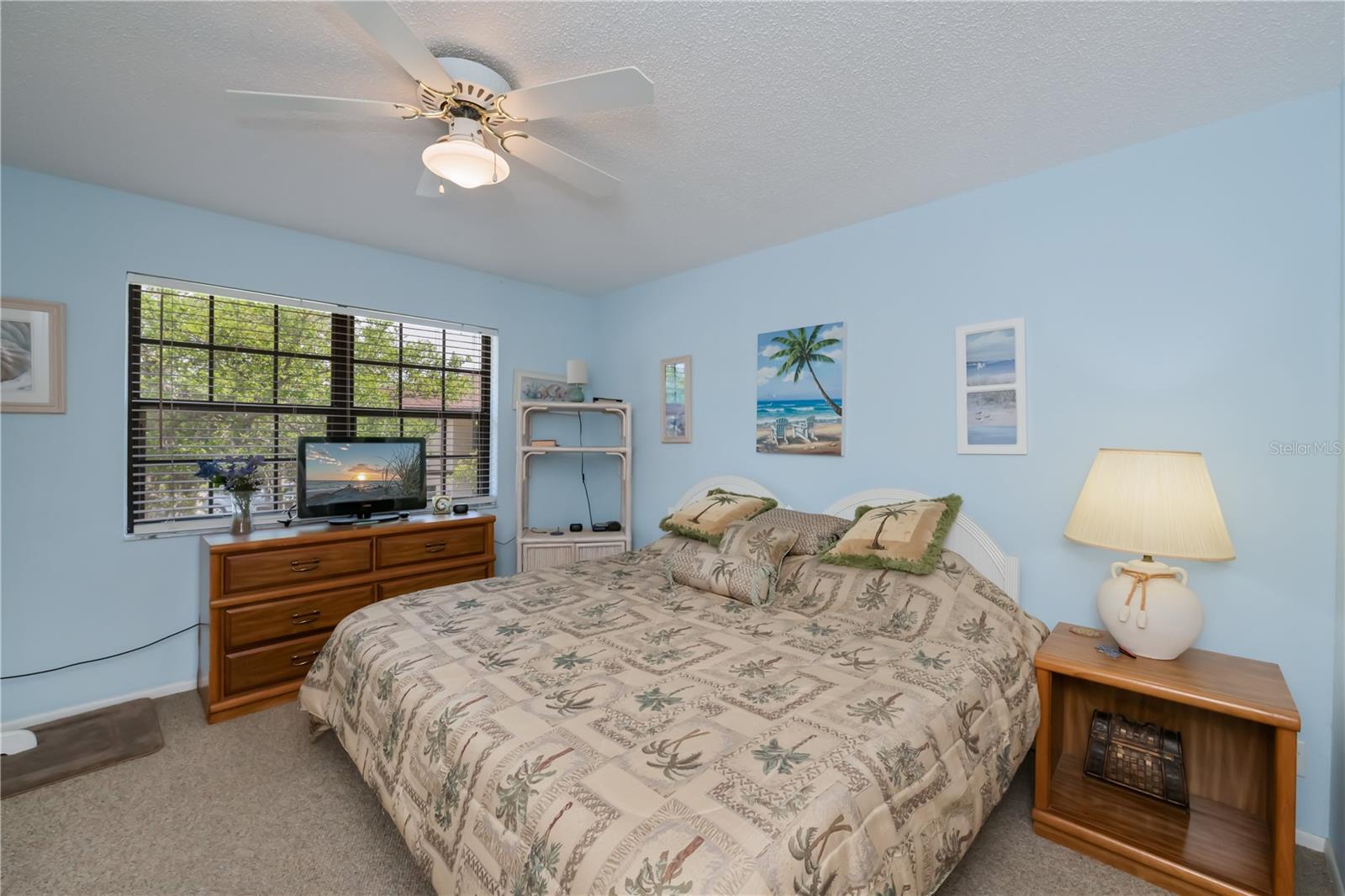 Image 30 of 47 For 19505 Quesada Avenue O207