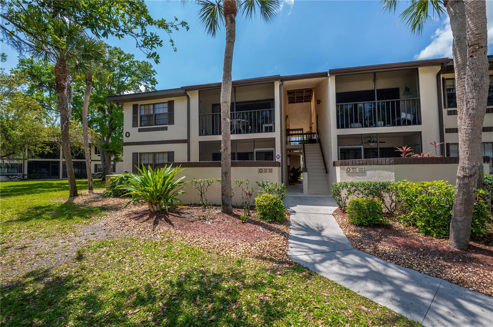 Image 4 of 47 For 19505 Quesada Avenue O207