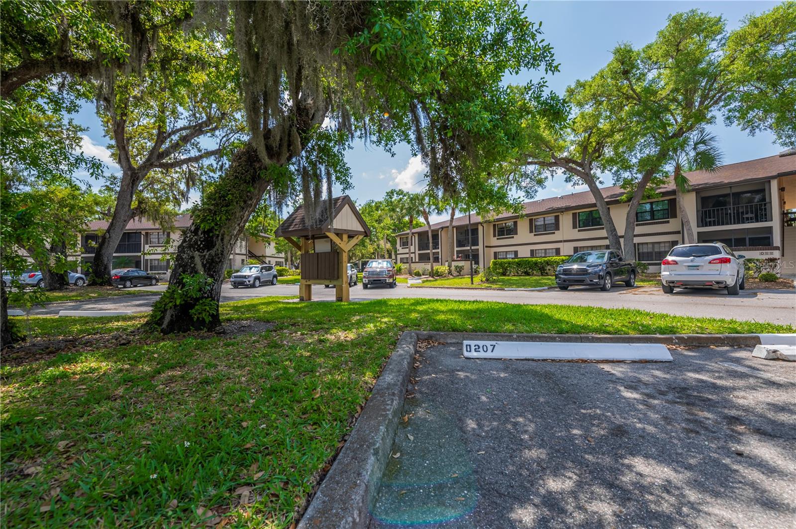 Image 9 of 47 For 19505 Quesada Avenue O207
