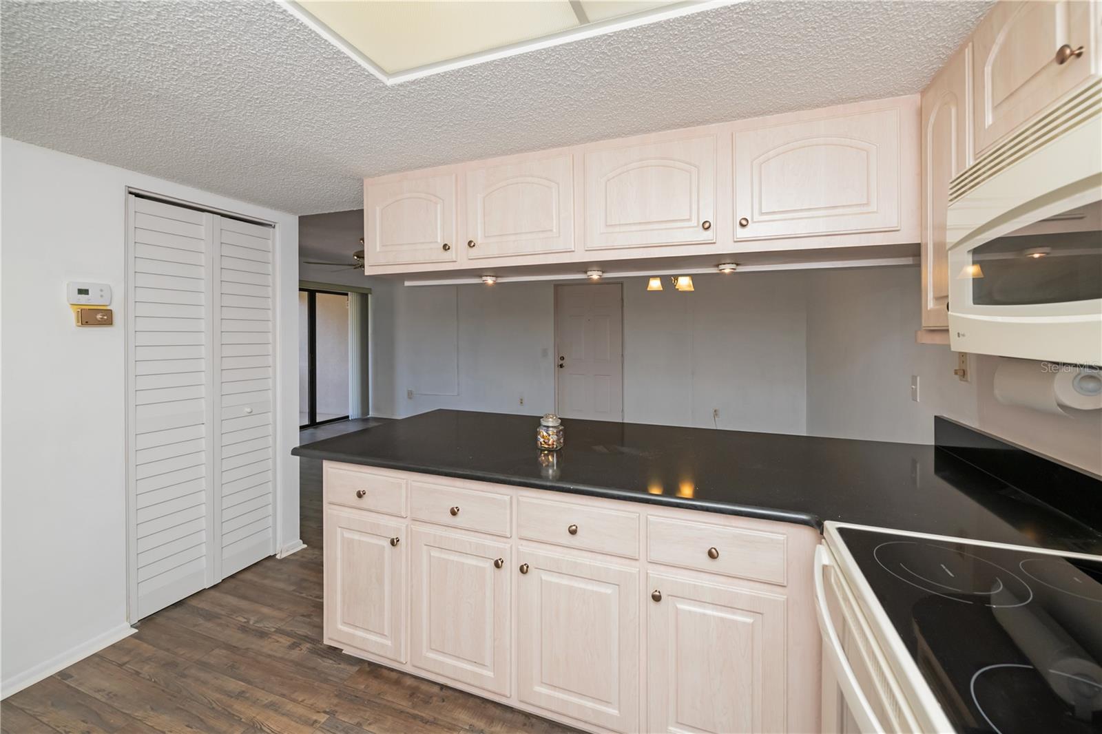 Image 22 of 54 For 1515 Forrest Nelson Boulevard L105