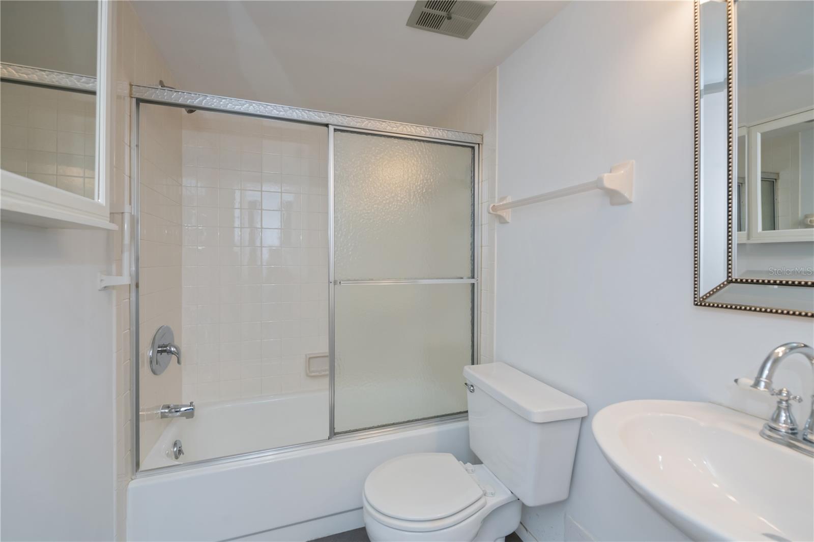 Image 35 of 54 For 1515 Forrest Nelson Boulevard L105