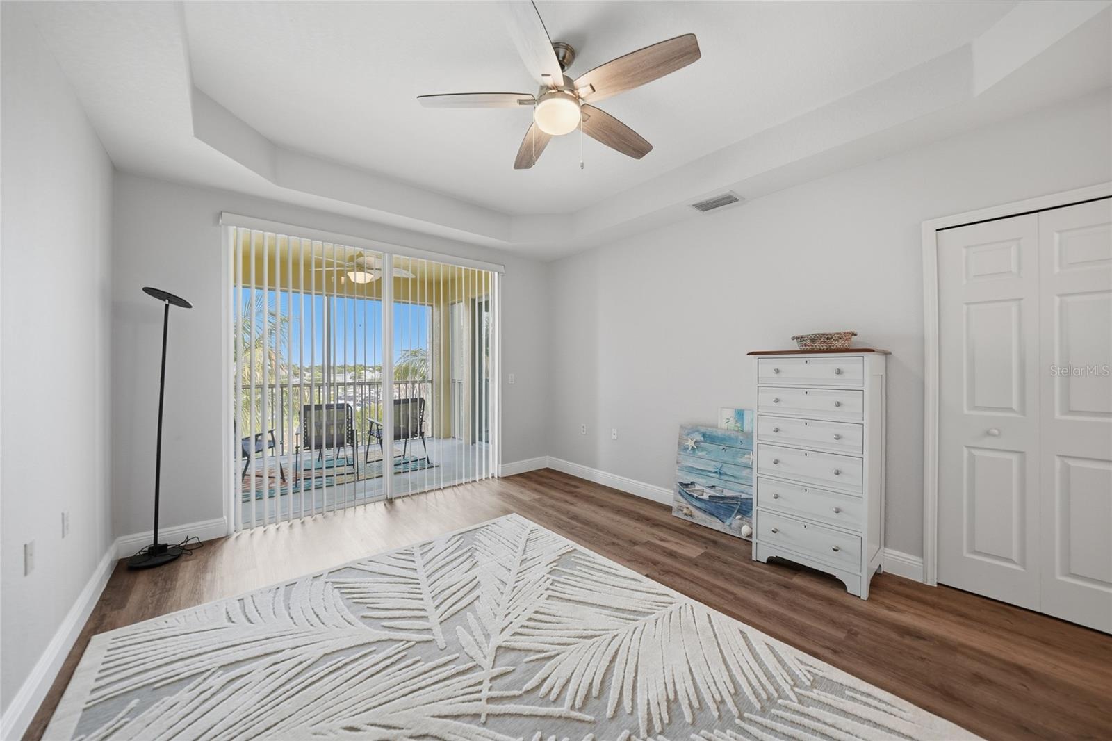 Image 18 of 42 For 255 West End Drive 1412