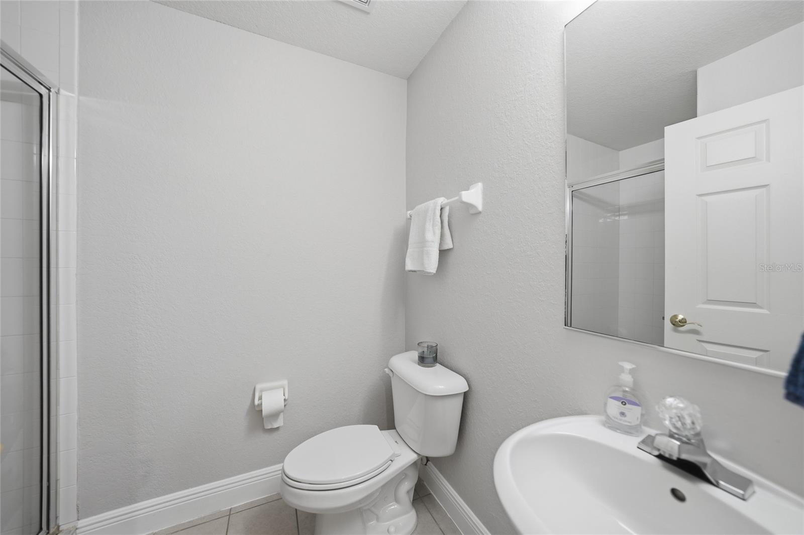 Image 26 of 42 For 255 West End Drive 1412