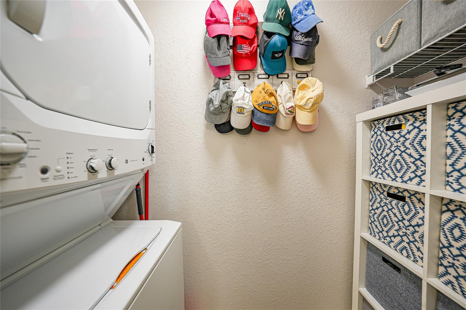 Image 28 of 42 For 255 West End Drive 1412